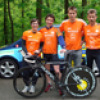Mannschaft des Powertriathlon Gera (Foto: Bernhard Nuss / Never Walk Alone e.V.) Mannschaft_Powertriathlon_T