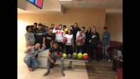 Schüler der 1. Klassen beim Bowling