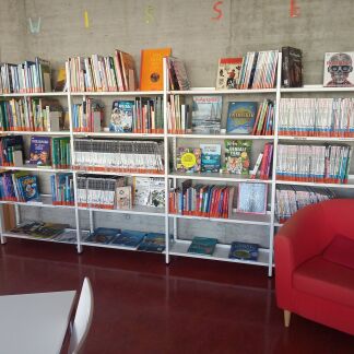 ( Bild: Barbara Rakoczy ) Eindrücke aus unserer Bibliothek