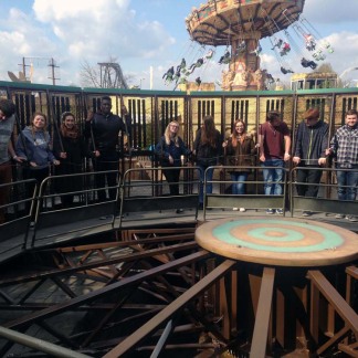 ( Bild: Monika Gropper / Stadt Nürnberg ) Abschlussfahrt nach Hamburg mit Besuch im Freizeitpark.