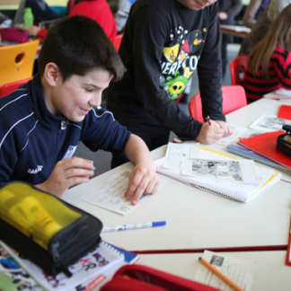 ( Bild: Monika Gropper / Stadt Nürnberg ) Schüler in TÜV
