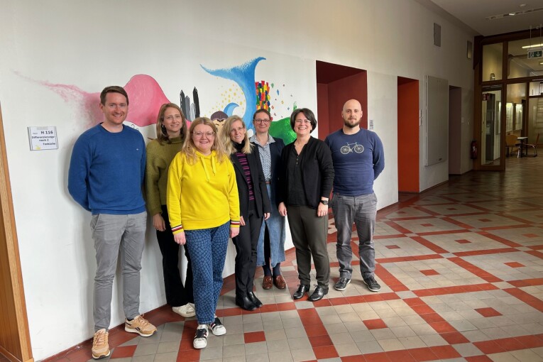 Das Team für die Unterrichtsentwicklung an der AKR - Kooperation mit der Technischen Universität Nürnberg