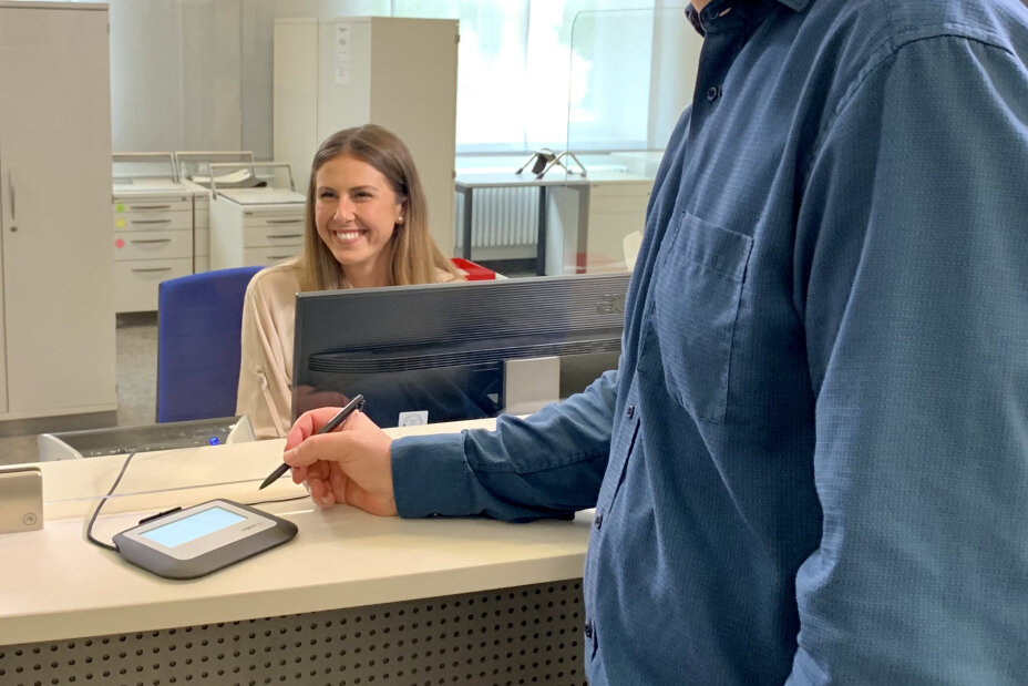 Bild © Personalamt / Stadt Nürnberg Schalterhalle, Bild © Personalamt / Stadt Nürnberg