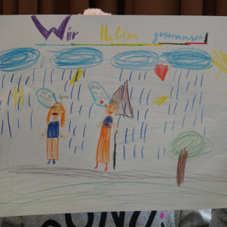 ( Bild: Kulturladen Loni-Übler-Haus / Thusneldaschule Nürnberg ) Aktion im Rahmen der Wochen gegen Rassismus