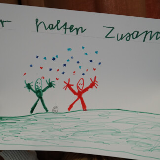 ( Bild: Kulturladen Loni-Übler-Haus / Thusneldaschule Nürnberg ) Aktion im Rahmen der Wochen gegen Rassismus