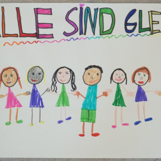 ( Bild: Kulturladen Loni-Übler-Haus / Kulturladen Loni-Übler-Haus ) Mensch ist Mensch! Wir halten zusammen!