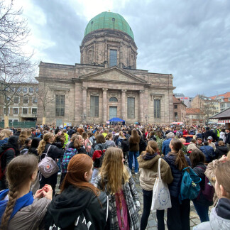 ( Bild: Sylvia Kohlbacher / Kulturladen Loni-Übler-Haus ) 2023 Bjr Mischdichein Fotoolgakomarova 72 Web