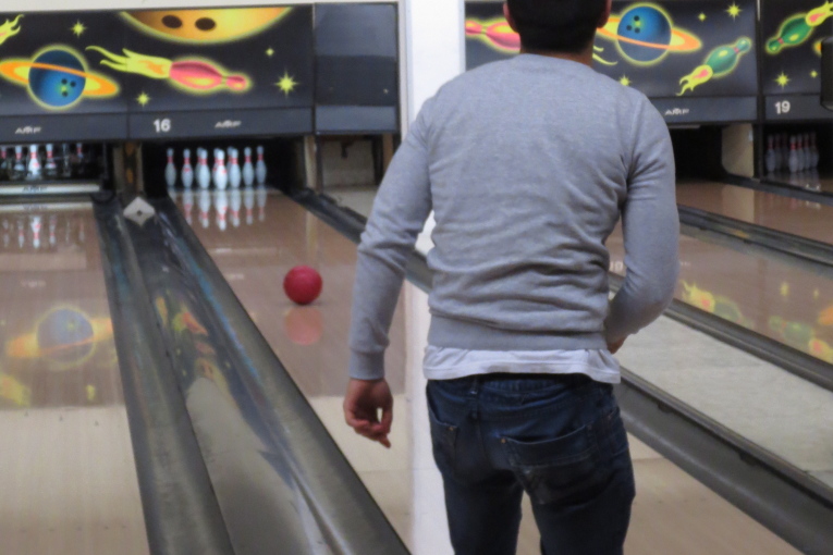 Foto eines Ausflugs zum Bowling mit der Oase