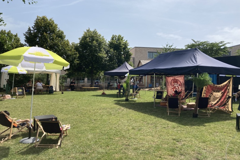 Jugendarea auf dem Nachbarschaftsfest St. Leonhard/ Schweinau im Jahr 2024.