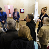 Eine Fuehrung durch die Galerienmesse