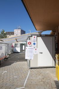 Corona Testzentrum am Südausgang vom Hauptbahnhof