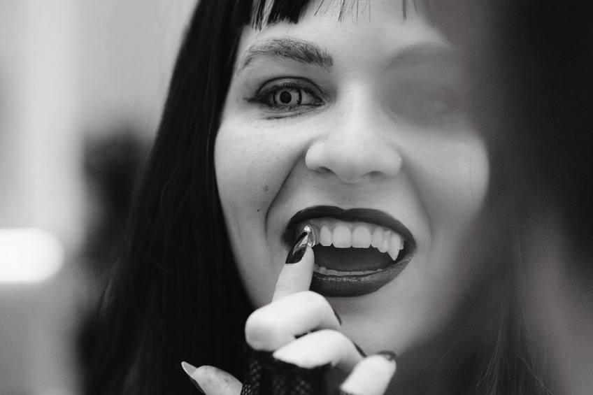 Bild © Johanna Tabea Fotografie Gaia Vogel, Ensemblemitglied des Staatstheaters Nürnberg., Bild © Johanna Tabea Fotografie