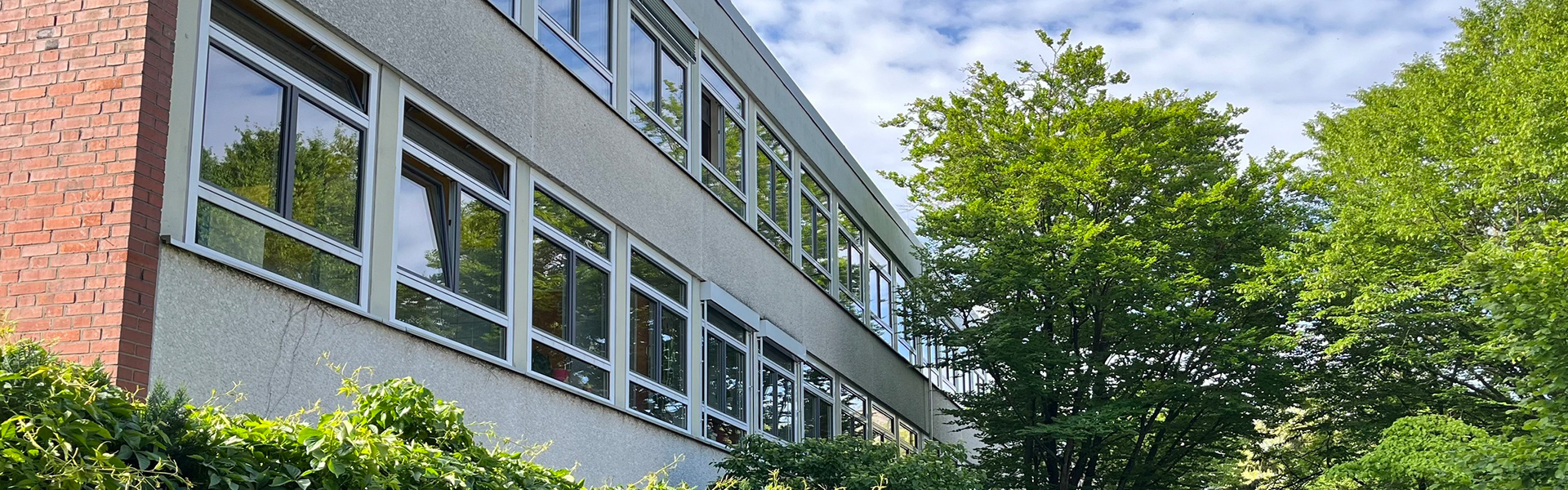 Außenansicht Veit-Stoß Realschule Nürnberg
