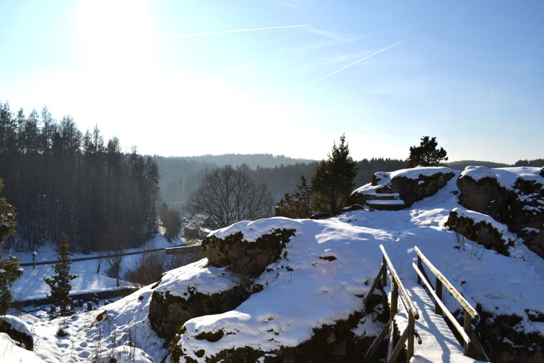 Aussichtsfels im Winter