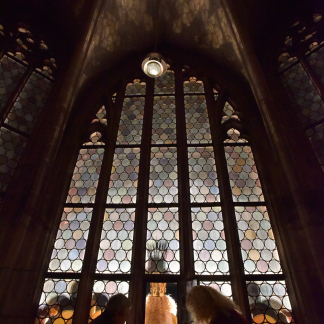 ( Bild: Christine Dierenbach / Stadt Nürnberg ) Das Christkind bei der Eröffnung.