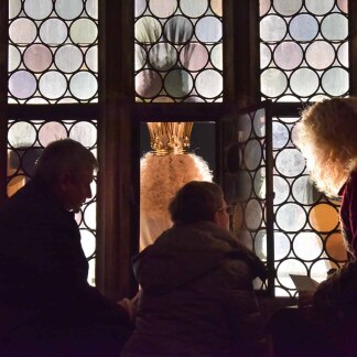 ( Bild: Christine Dierenbach / Stadt Nürnberg ) Das Christkind beim Prolog.