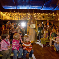 Große Freude bei den Kindern, wenn das Christkind ins Sternenha