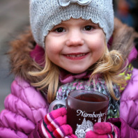 Ein Kinderpunsch schmeckt lecker und wärmt.