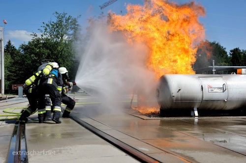 Feuerwehr Löscharbeiten