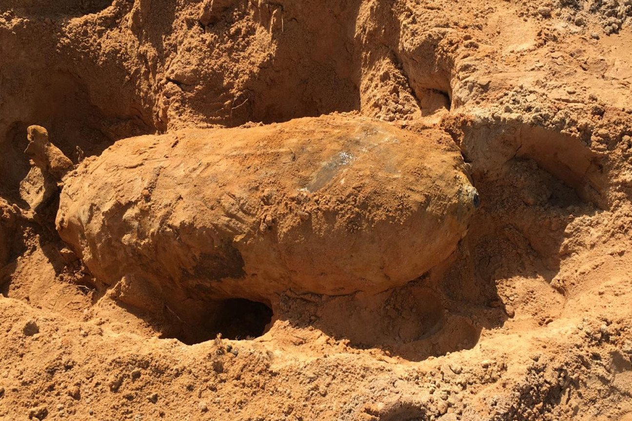 Bild © Feuerwehr Nürnberg Nahaufnahme der zweiten Fliegerbombe in der Brunecker Straße, Bild © Feuerwehr Nürnberg