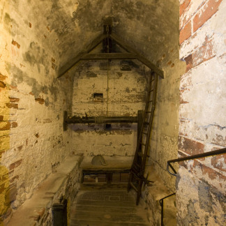 ( Bild: Birgit Fuder / Stadt Nürnberg ) Lochgefängnisse, Zelle