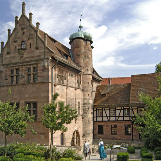 ( Bild: Stadt Nürnberg ) Museum Tucherschloss, AuÃenansicht