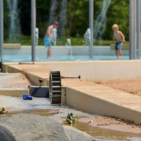 Spielplatz und Wasserspielplatz an der Norikusbucht.