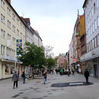 Breite Gasse Fußgängerzone zwischen Ludwigsplatz und Färberstraße.