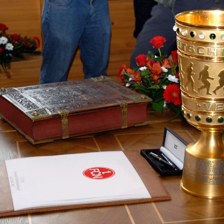 ( Bild: Robert Hackner / Stadt Nürnberg ) DFB-Pokalsieg 1. FC Nürnberg 2007