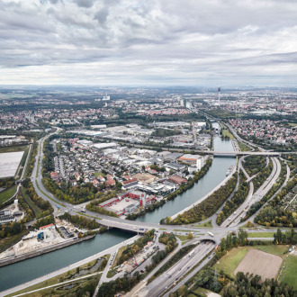 Die Hafenbrücken in Nürnberg aus der Vogelperspektive