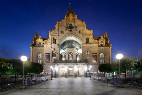 Opernhaus Nachts