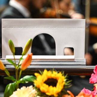 ( Bild: Chistine Dierenbach / Chistine Dierenbach / Stadt Nürnberg ) Blick auf den Internationalen Nürnberger Menschenrechtspreis.